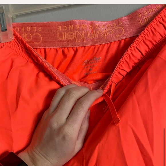 Calvin Klein lined athletic shorts - Picture 3 of 6